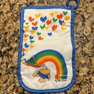 Ziggy Rainbow & Butterflies Pot Holder